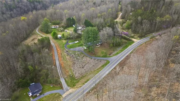 $279,900 | 3767 Nc Highway West, Westfield, NC 27053