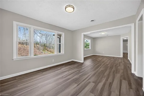 $279,900 | 3767 Nc Highway West, Westfield, NC 27053