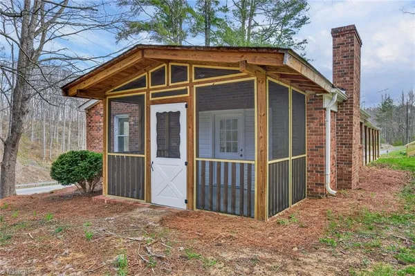 $279,900 | 3767 Nc Highway West, Westfield, NC 27053