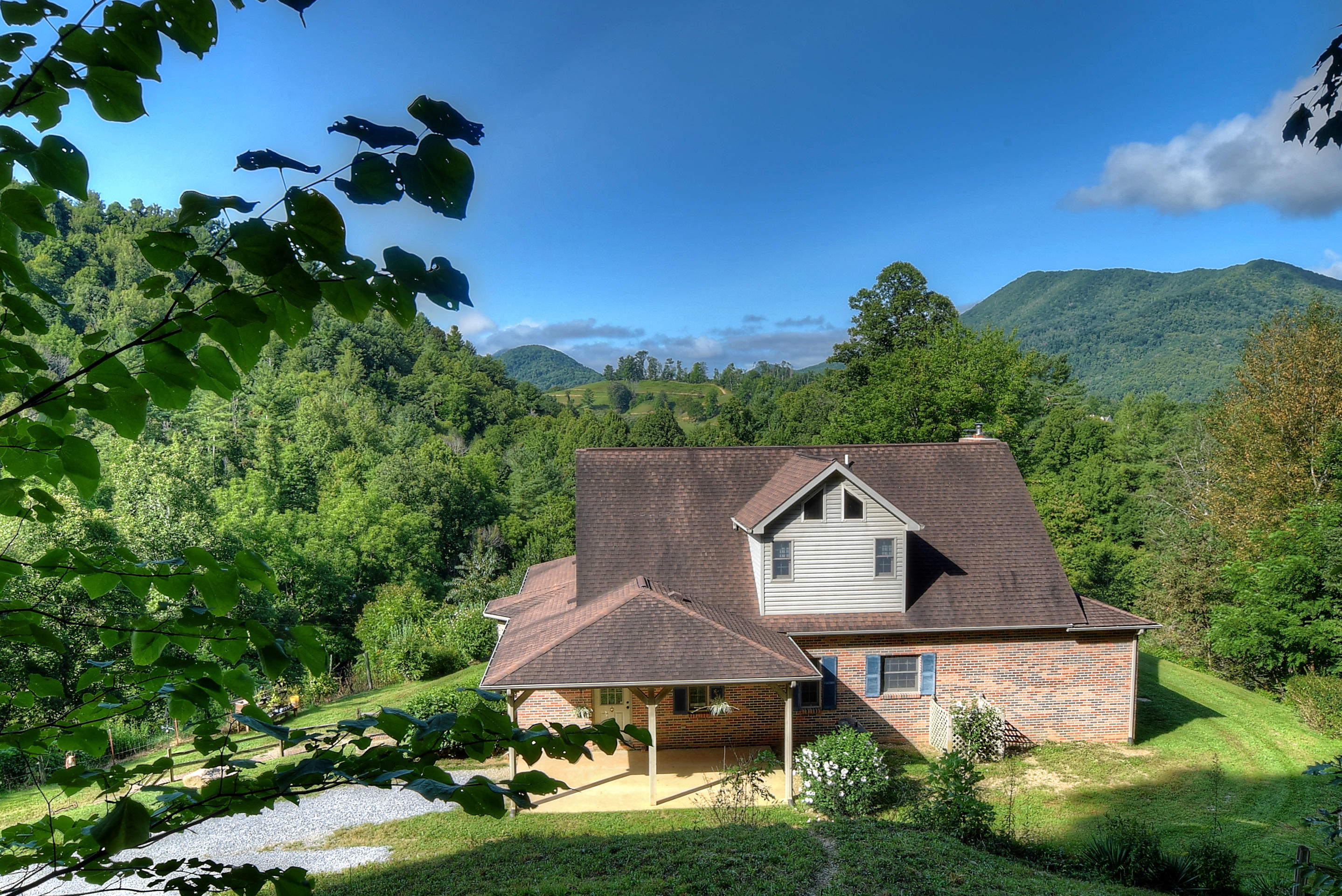242 Little Branch Road Erwin, TN 37650 - Photo 50 of 62 DSC_0196_7_13