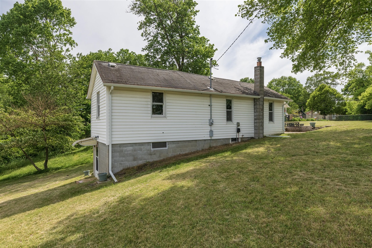 810 Constantine Street Three Rivers, MI 49093 - Photo 30 of 39