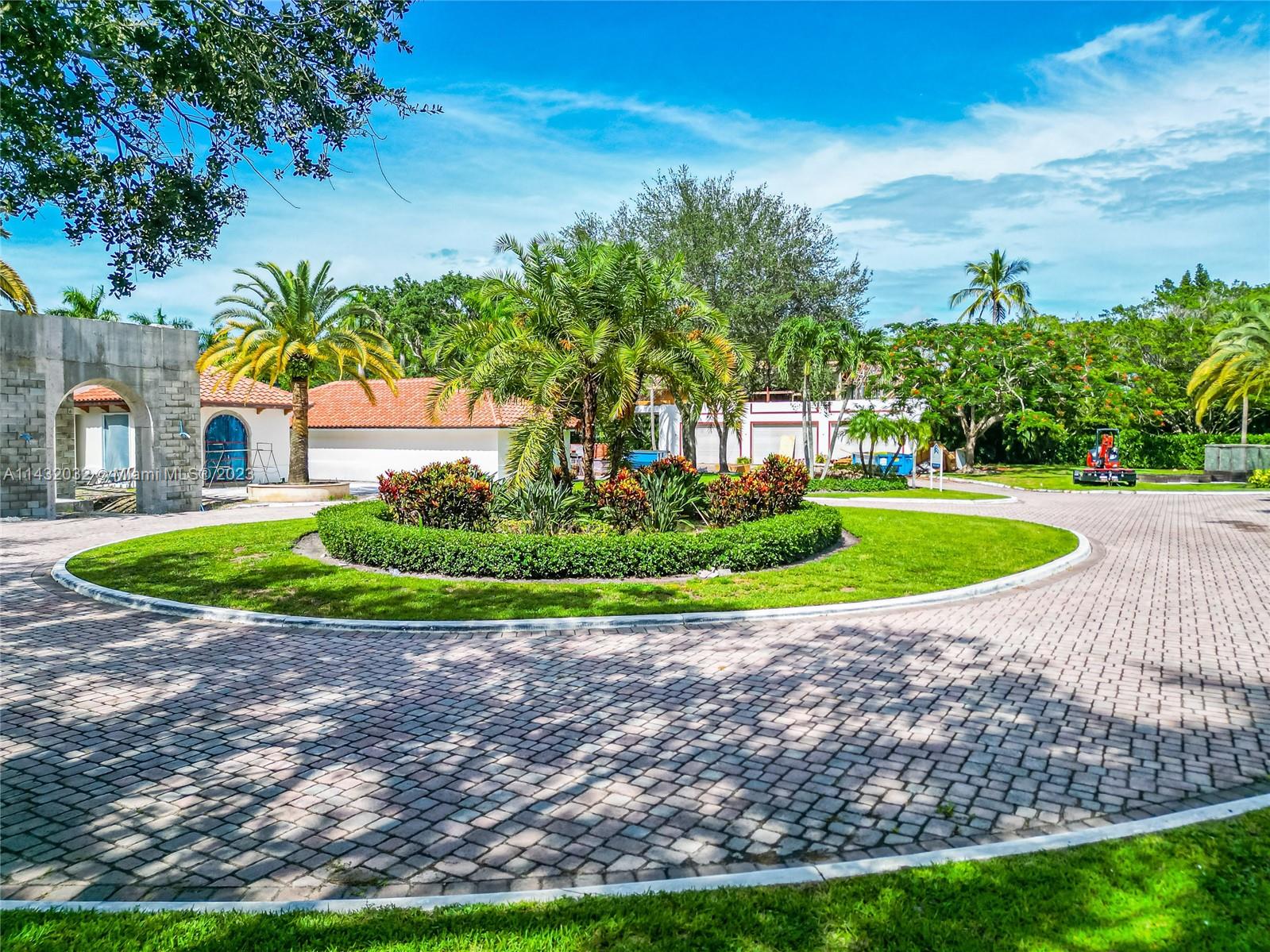 8563 Horseshoe Lane Boca Raton, FL 33496 - Photo 11 of 82