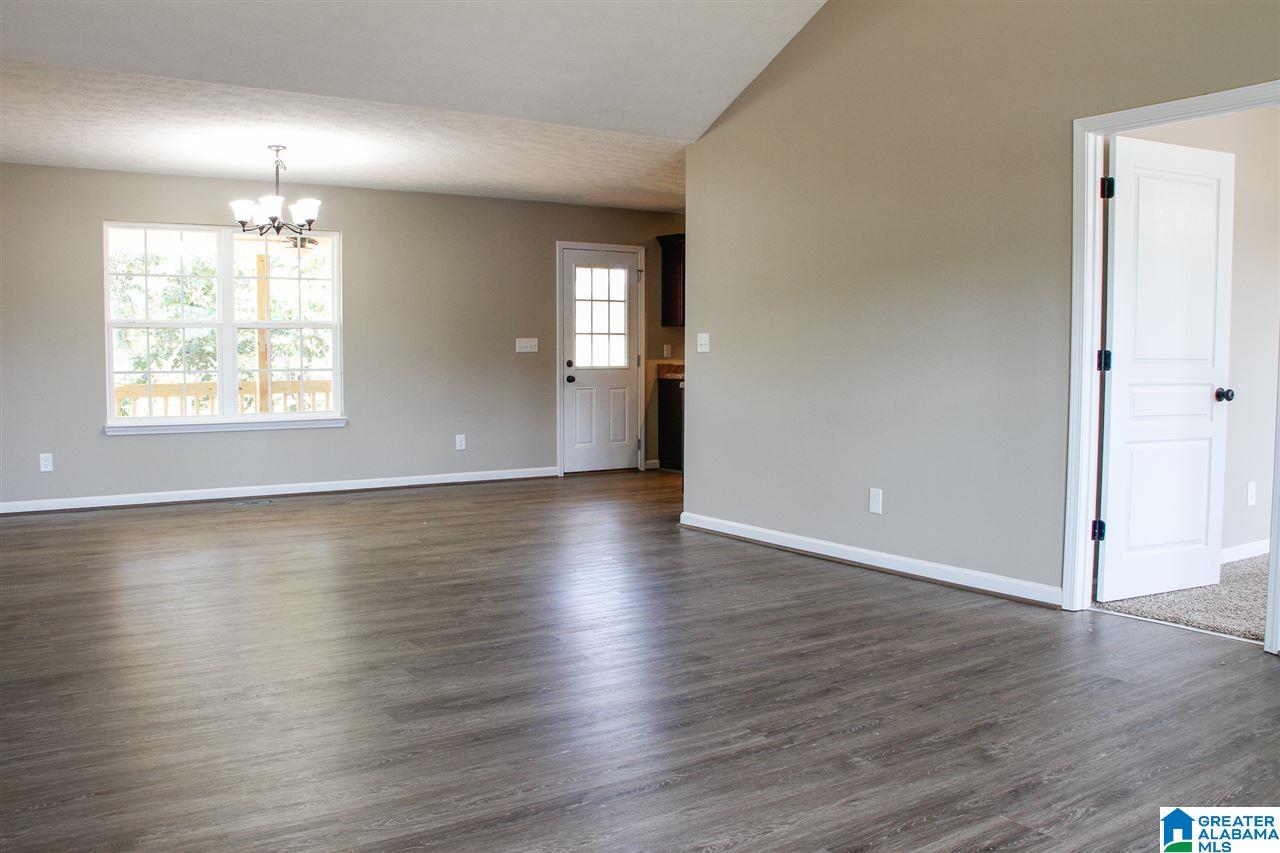 1403 Greenview Way Southwest Jacksonville, AL 36265 - Photo 6 of 31