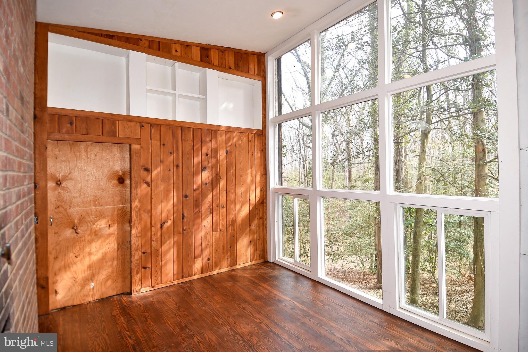 1611 Bryan Point Road Accokeek, MD 20607 - Photo 11 of 20 Dining Room