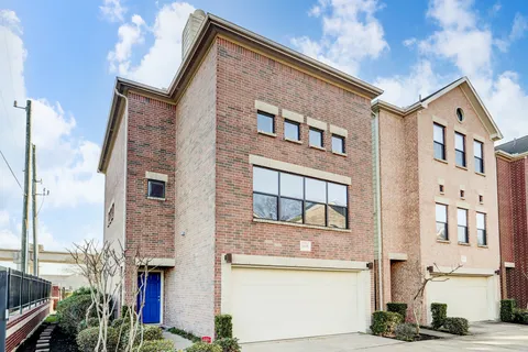 $305,000 | 3438 Rolgom Pl Court, Houston, TX 77021