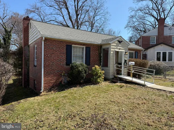 $400,000 | 10703 Inwood Avenue, Silver Spring, MD 20902