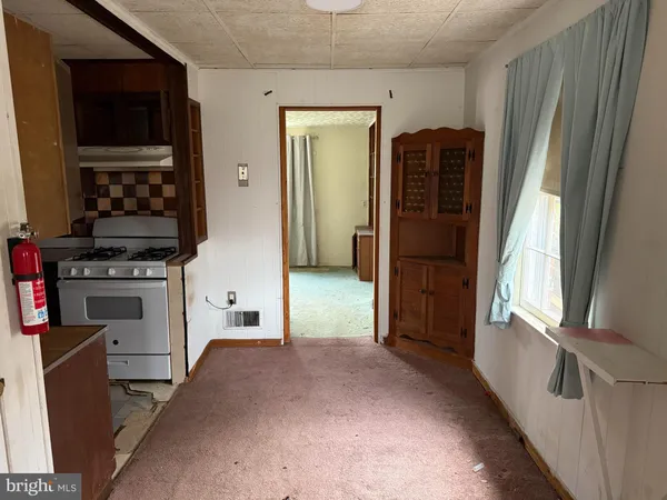 $400,000 | 10703 Inwood Avenue, Silver Spring, MD 20902