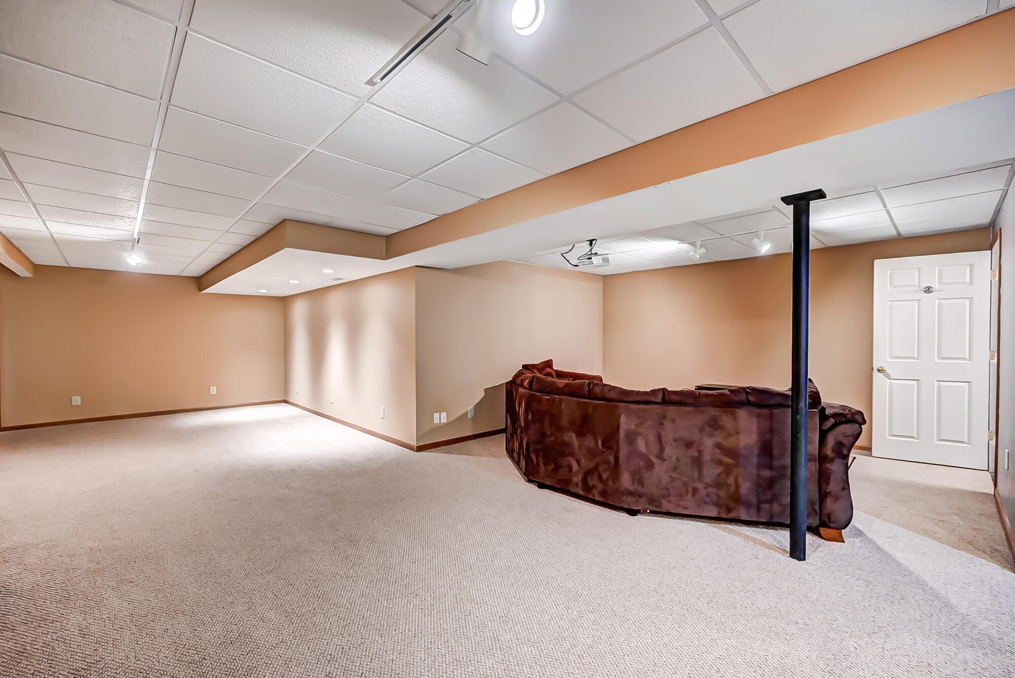 4647 Ridgewood Road East Springfield, OH 45503 - Photo 43 of 62