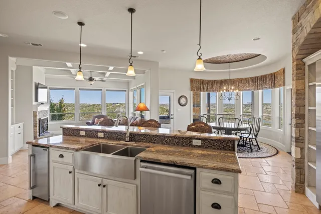 $2,850,000 | 203 Flight Path, Fredericksburg, TX 78624