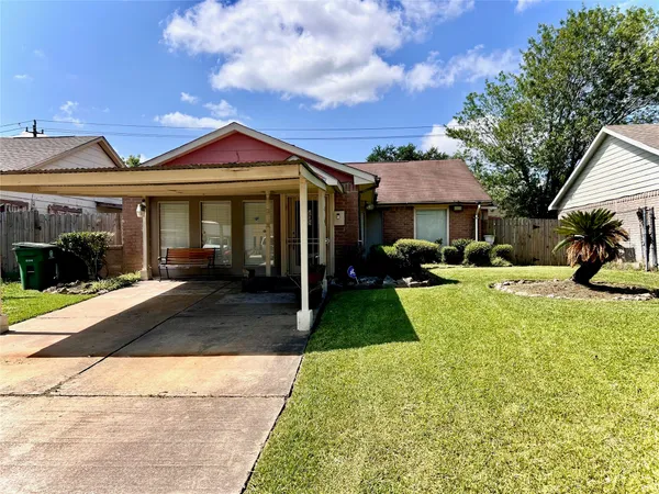 $1,650 | 3111 Windy Royal Drive, Houston, TX 77045
