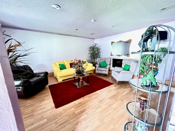 $1,650 | 3111 Windy Royal Drive, Houston, TX 77045