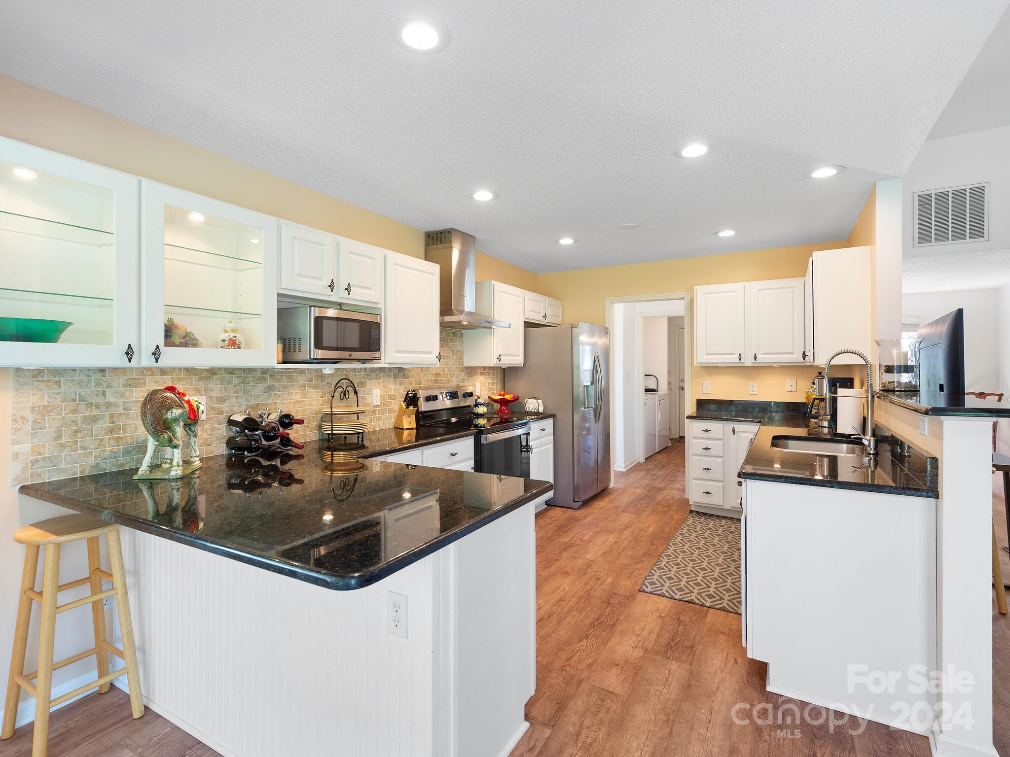84 Misty Valley Road Fletcher, NC 28732 - Photo 10 of 34 Gallery Image 10