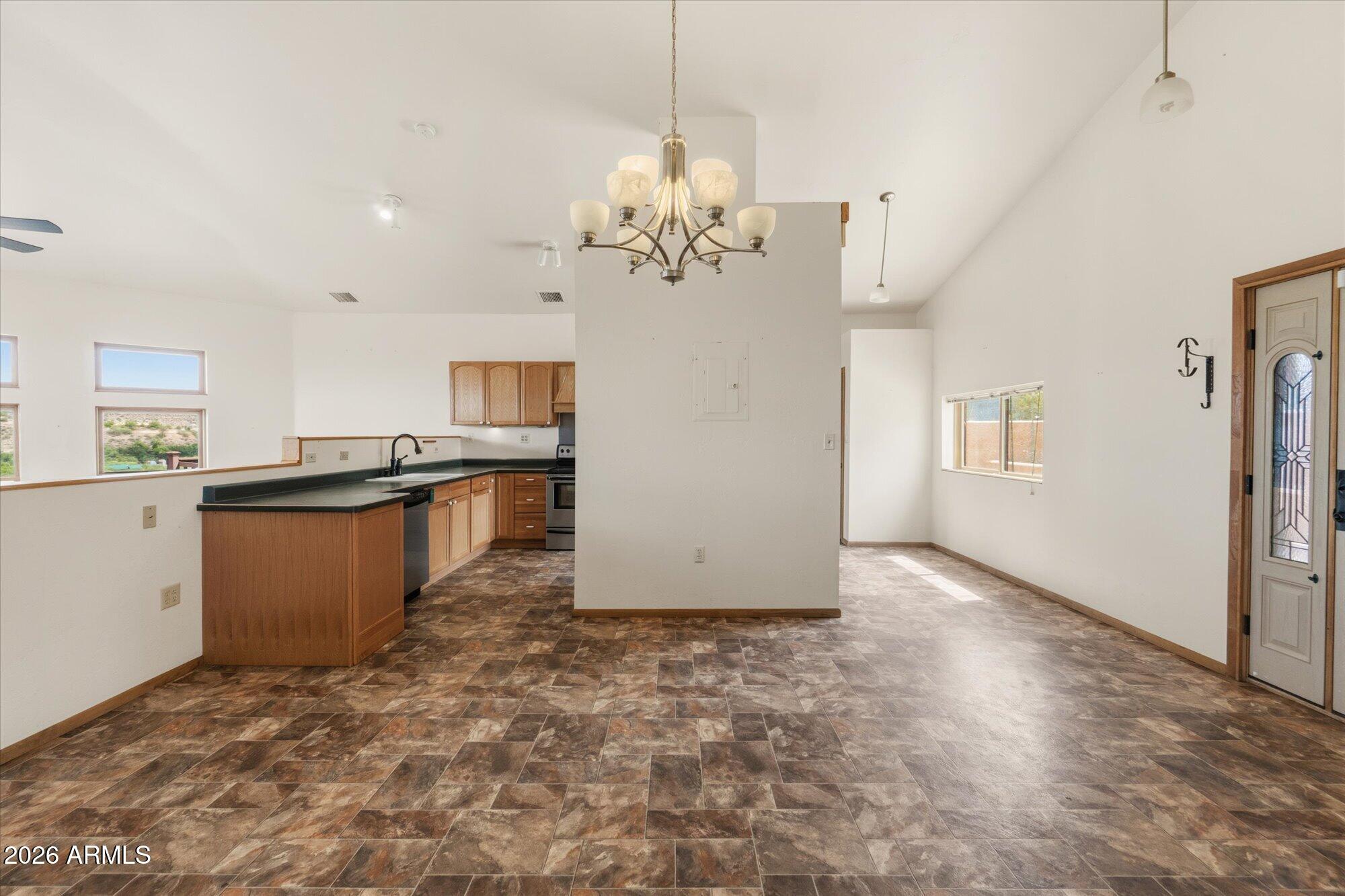 4580 Roundup Road Rimrock, AZ 86335 - Photo 6 of 36 06-