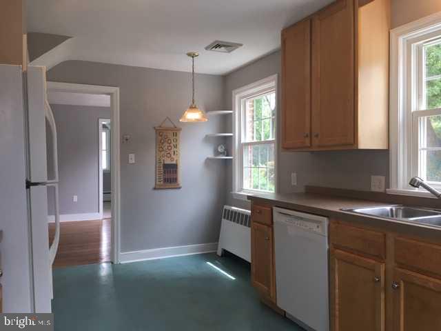 110 Delp Road Lancaster, PA 17601 - Photo 12 of 37 Gallery Image 12