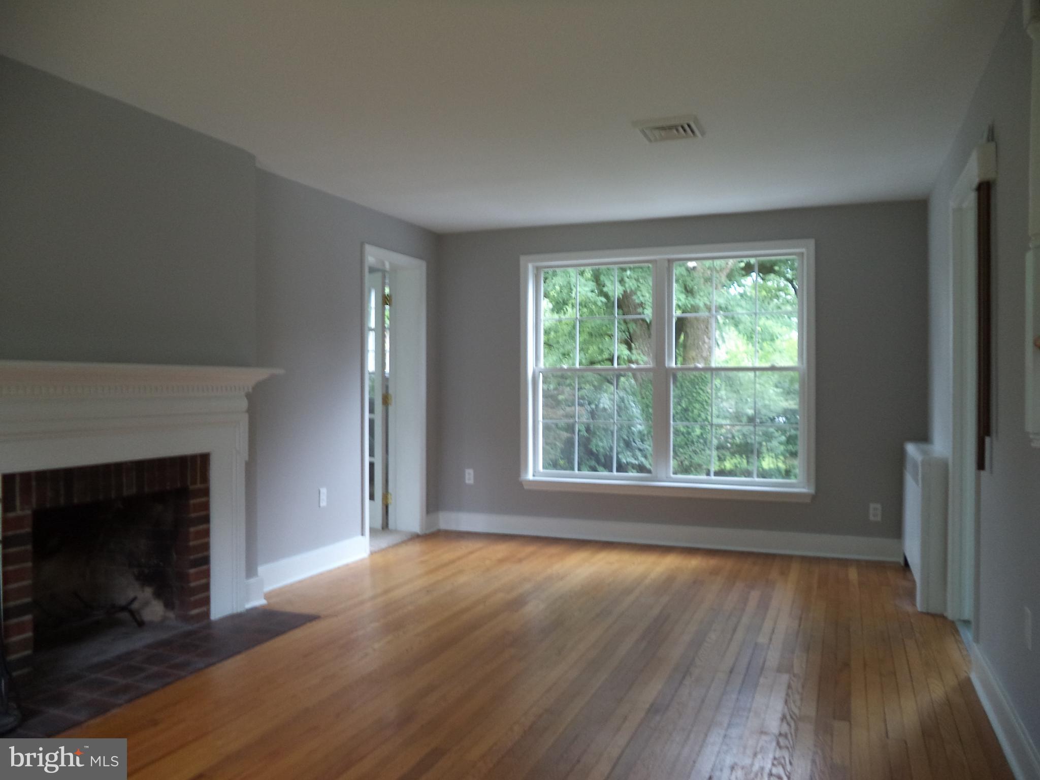 110 Delp Road Lancaster, PA 17601 - Photo 9 of 37 Gallery Image 9