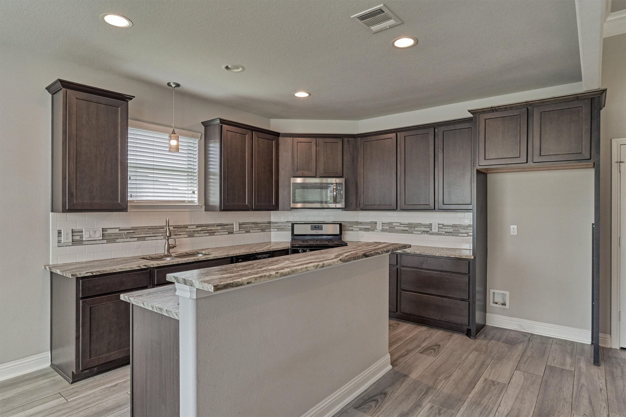 180 Racetrack Lane Montgomery, TX 77356 - Photo 18 of 46