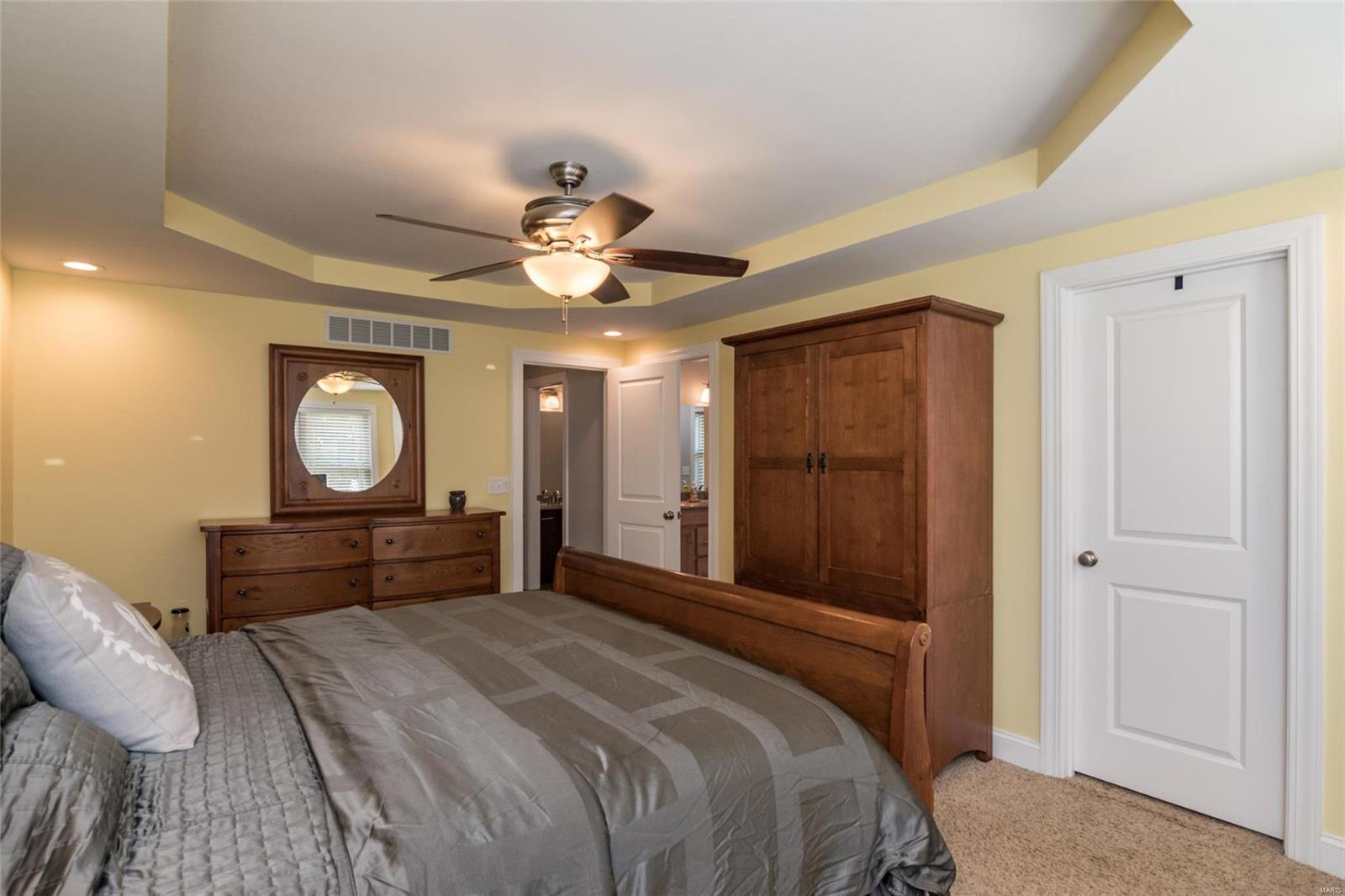 108 Ridge Crossing Lane Troy, IL 62294 - Photo 15 of 38
