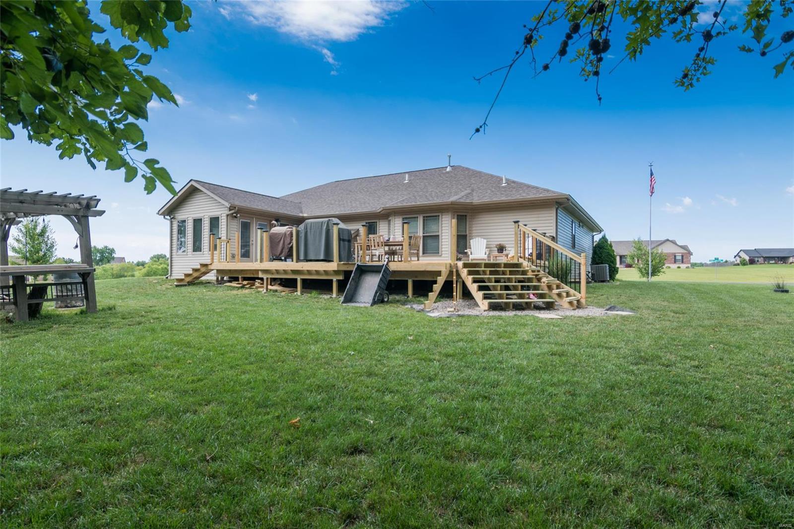 108 Ridge Crossing Lane Troy, IL 62294 - Photo 32 of 38