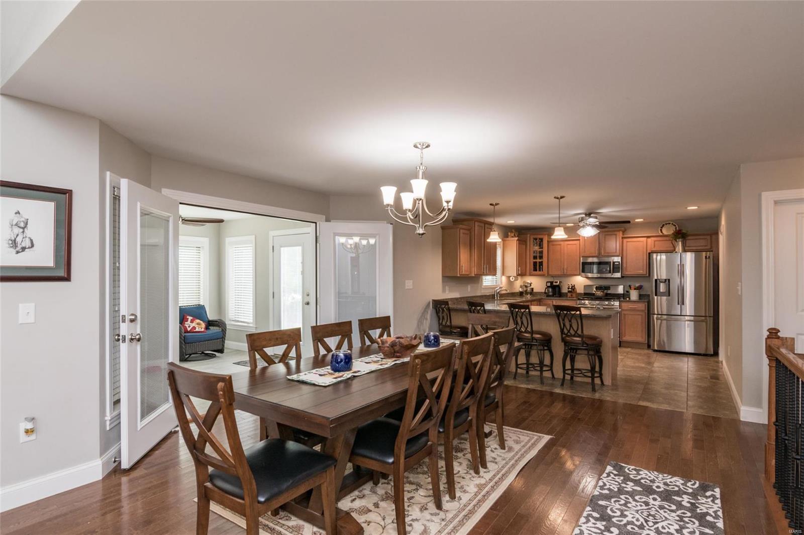 108 Ridge Crossing Lane Troy, IL 62294 - Photo 6 of 38