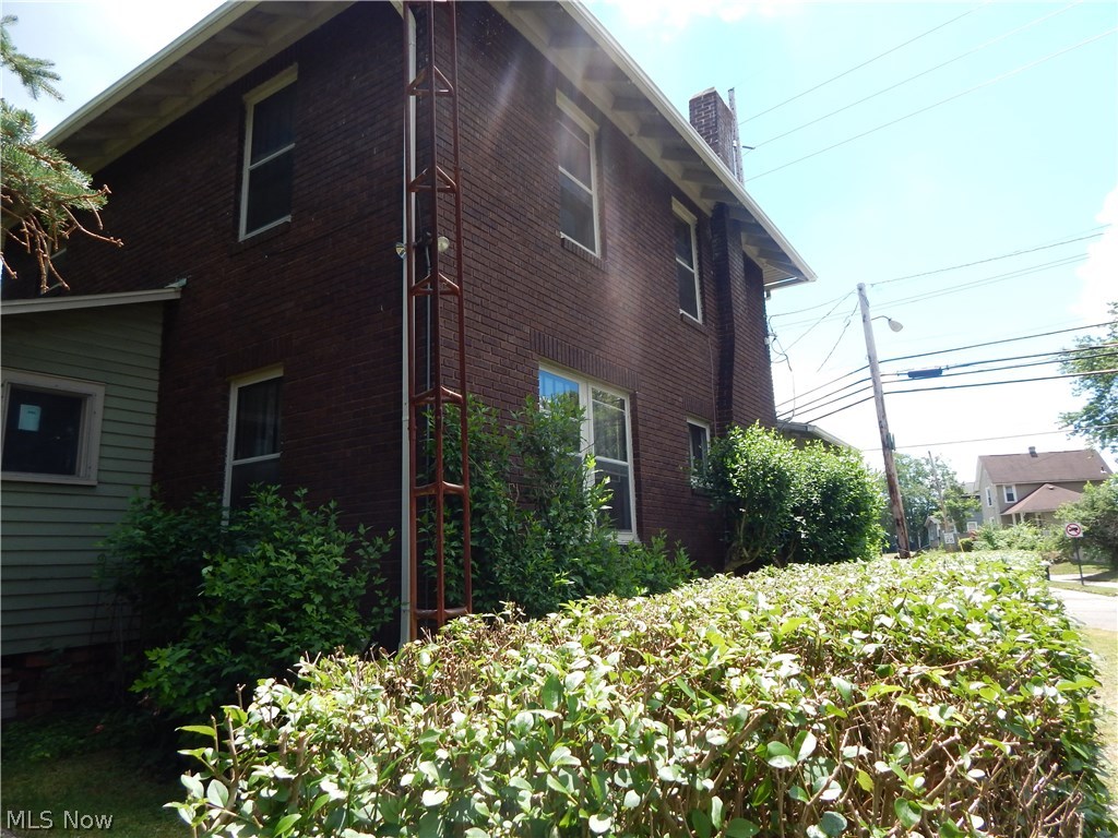 852 Walnut Road Southeast Massillon, OH 44646 - Photo 15 of 16 Gallery Image 15