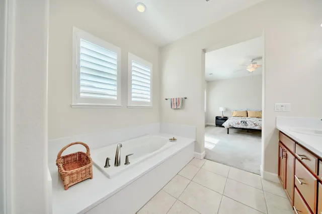 $749,950 | 1980 Carogold Lane, Manteca, CA 95337