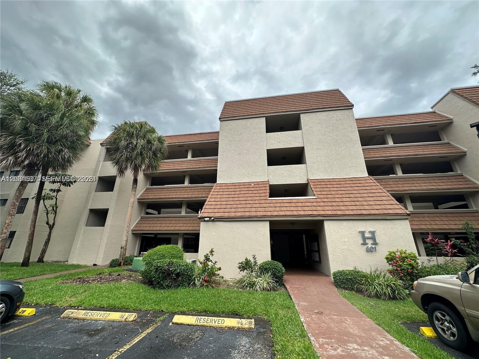 601 Ives Dairy Road, Unit 4018 Miami, FL 33179 - Photo 2 of 61