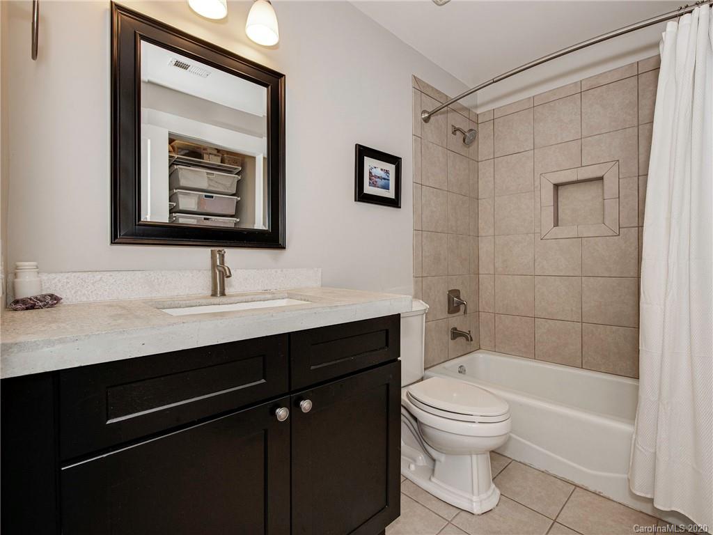 318 Queens Road, Unit 8 Charlotte, NC 28204 - Photo 13 of 24 Gallery Image 13