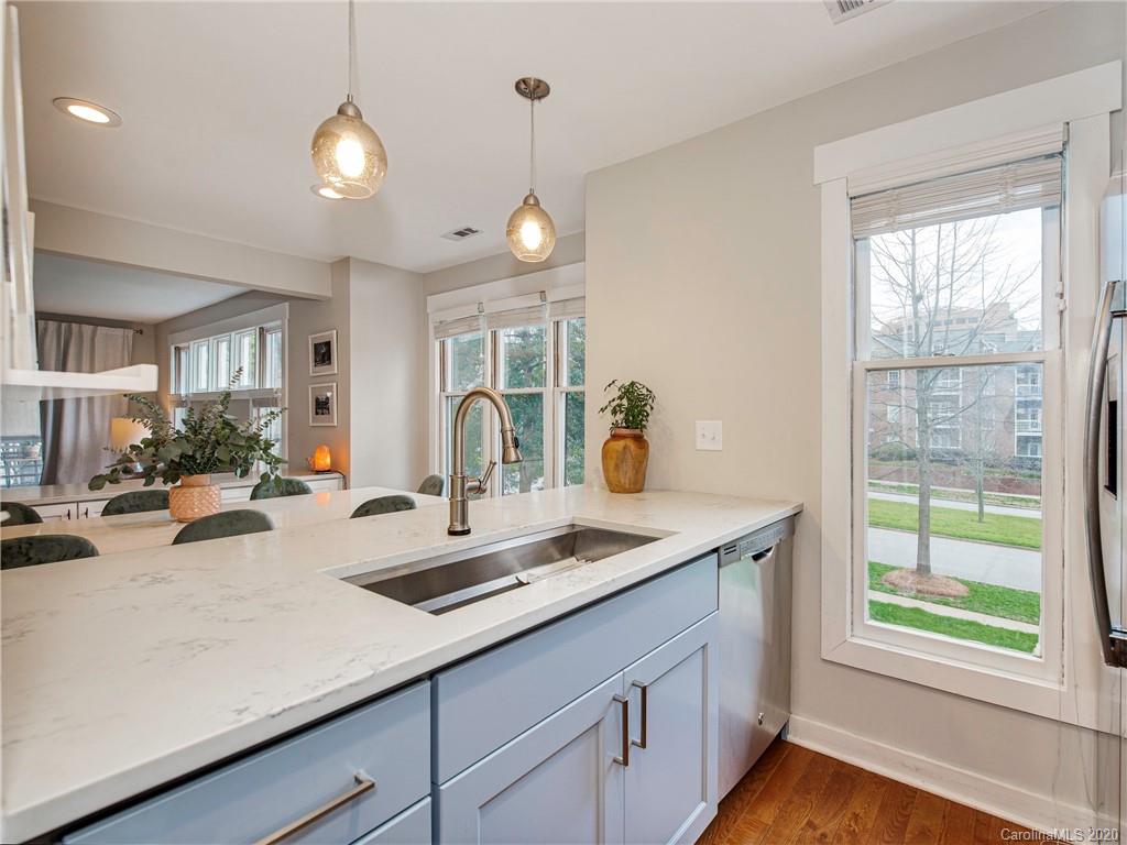 318 Queens Road, Unit 8 Charlotte, NC 28204 - Photo 7 of 24 Gallery Image 7