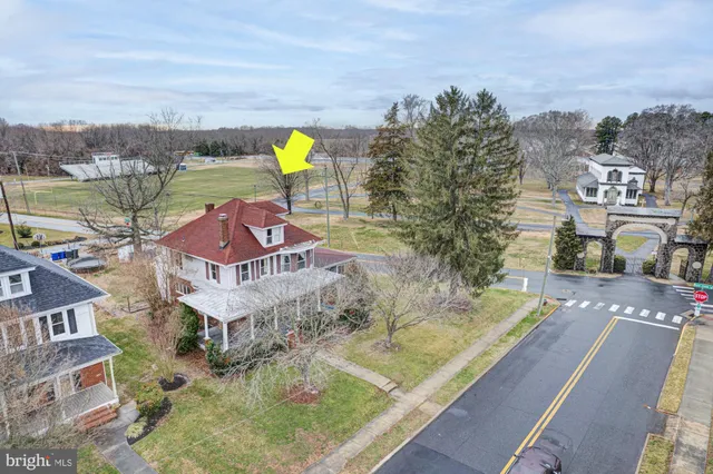 $250,000 | 221 Clayton Avenue, Clayton, DE 19938