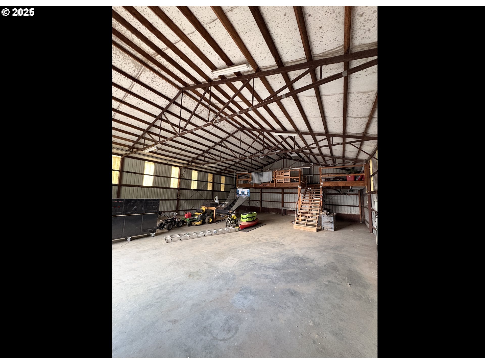 33281 Kammeyer Road Scappoose, OR 97056 - Photo 48 of 48 a view of a room with gym equipment