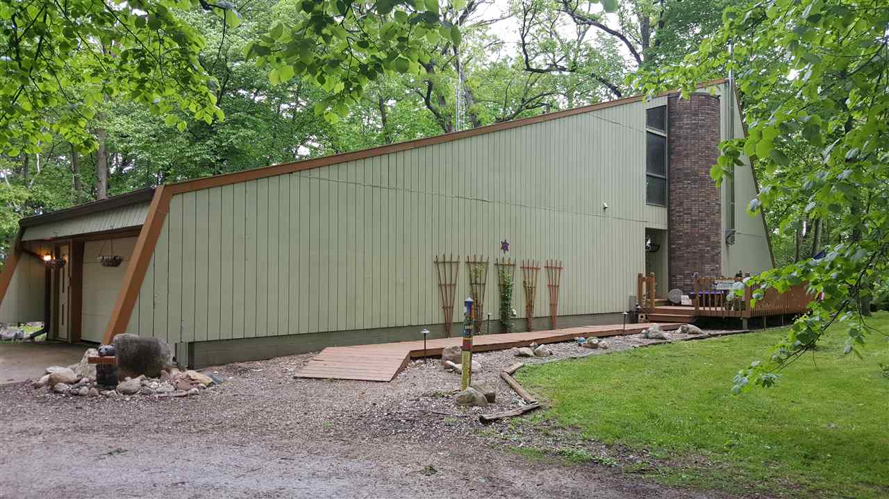 8230 Buck Ridge Road Cedar Falls, IA 50613 - Photo 1 of 20 Gallery Image 1