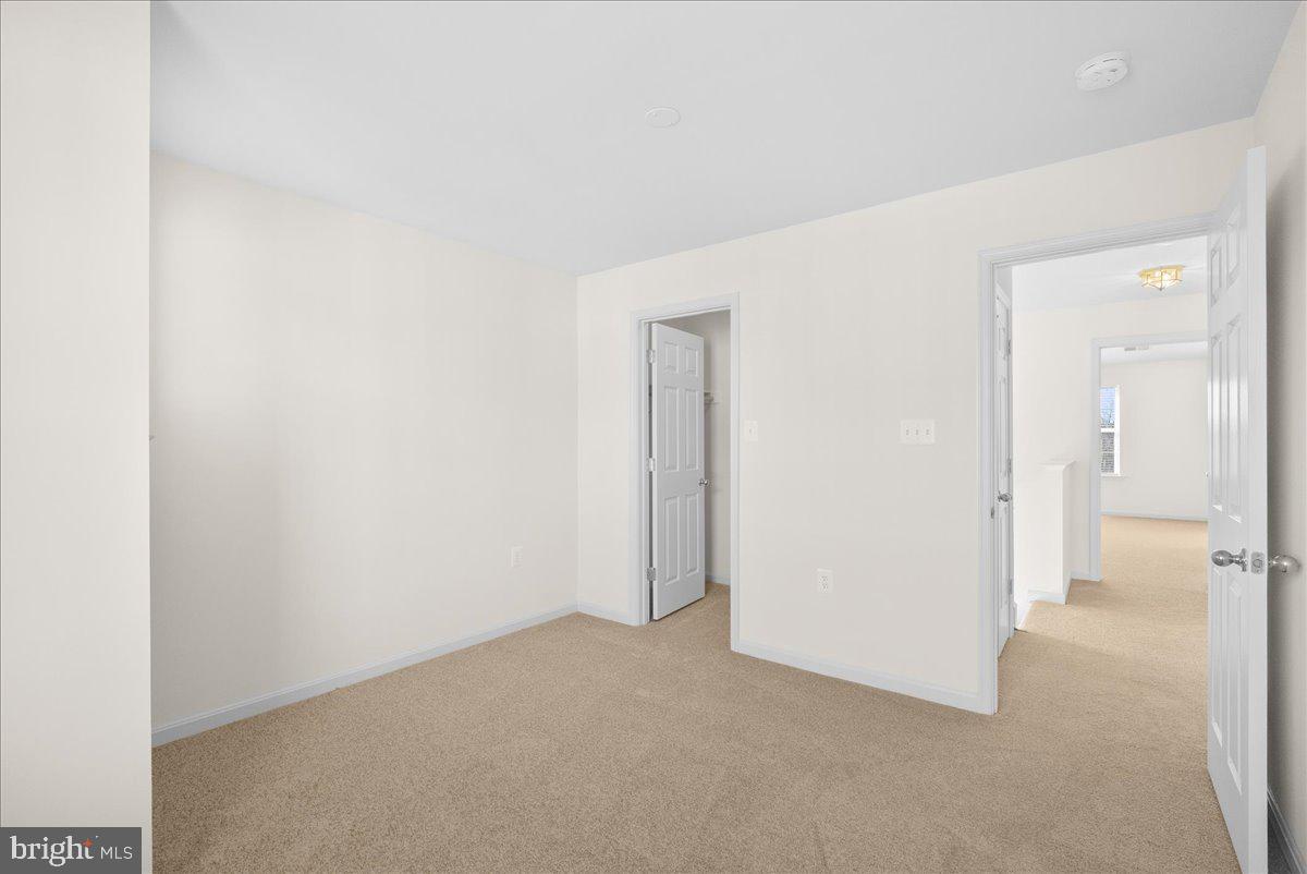 927 Buttonwood Terrace Northeast Leesburg, VA 20176 - Photo 26 of 44 a view of an empty room