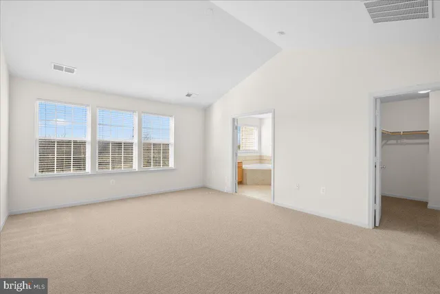 $3,200 | 927 Buttonwood Terrace Northeast, Leesburg, VA 20176