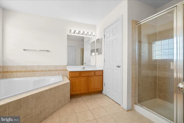 $3,200 | 927 Buttonwood Terrace Northeast, Leesburg, VA 20176