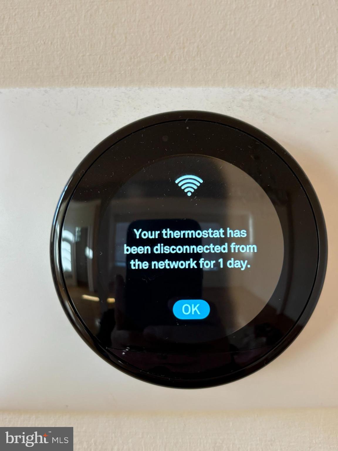 927 Buttonwood Terrace Northeast Leesburg, VA 20176 - Photo 8 of 44 a close up of a sink and a washer