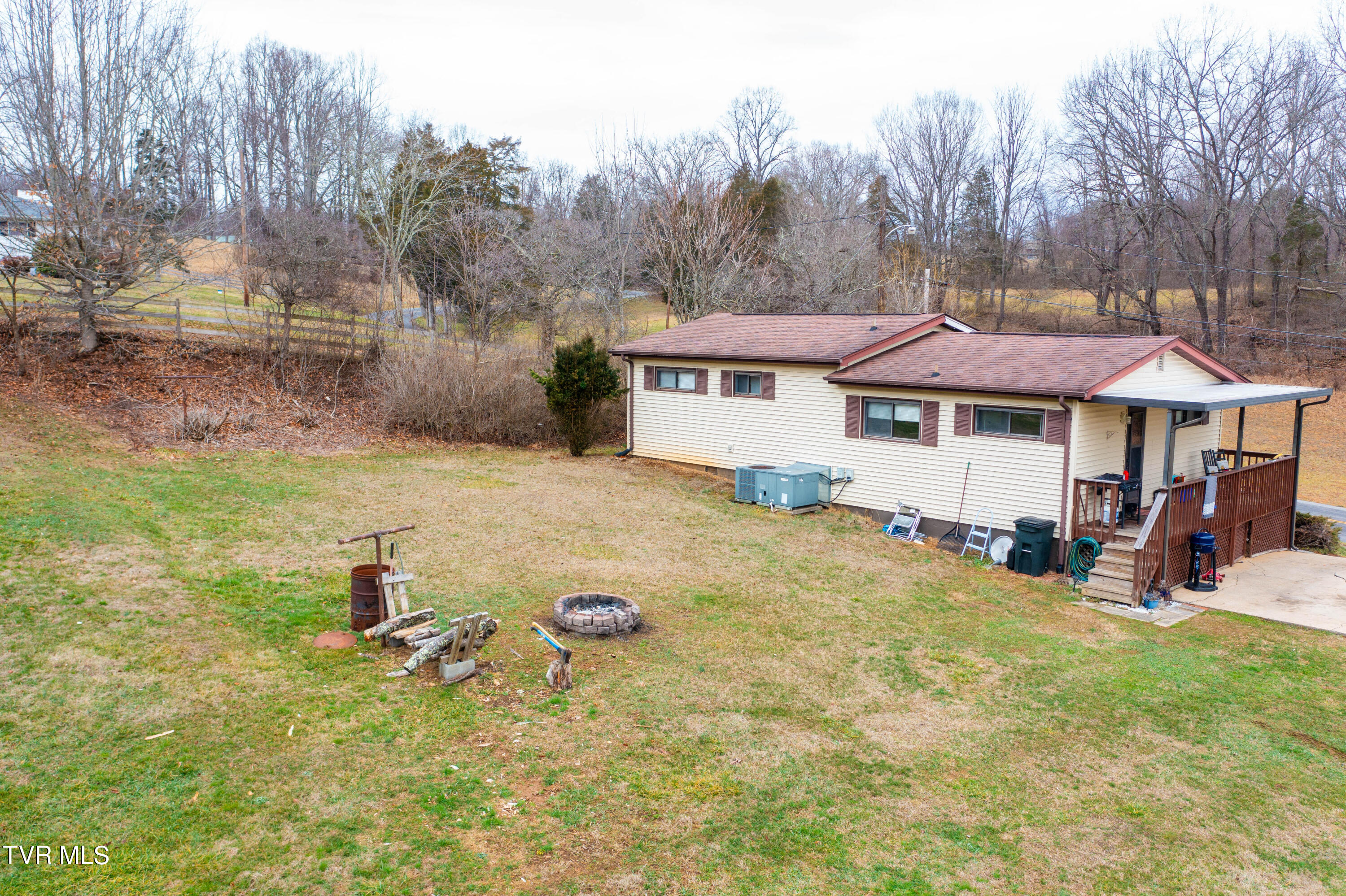 1024 North Paperville Road Bristol, TN 37620 - Photo 24 of 28 N Paperville Rd-8