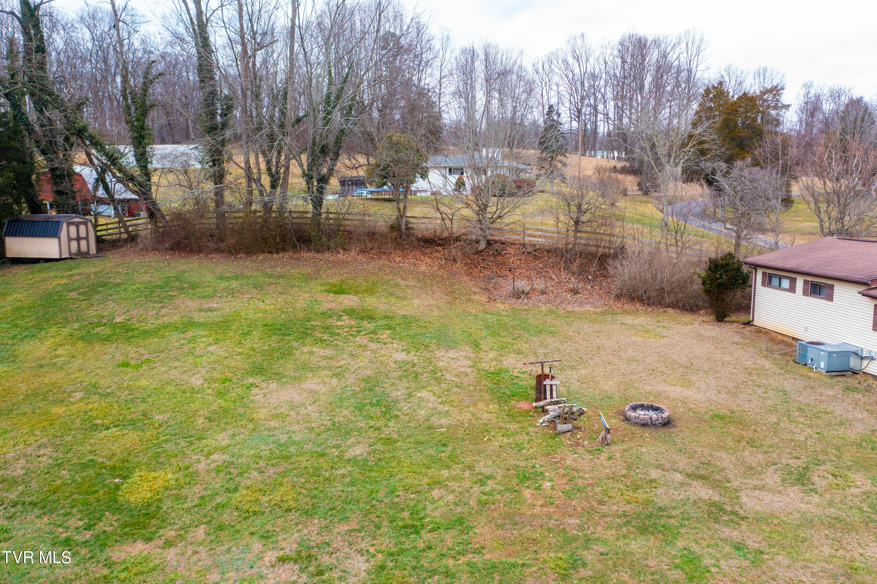 1024 North Paperville Road Bristol, TN 37620 - Photo 25 of 28 N Paperville Rd-9