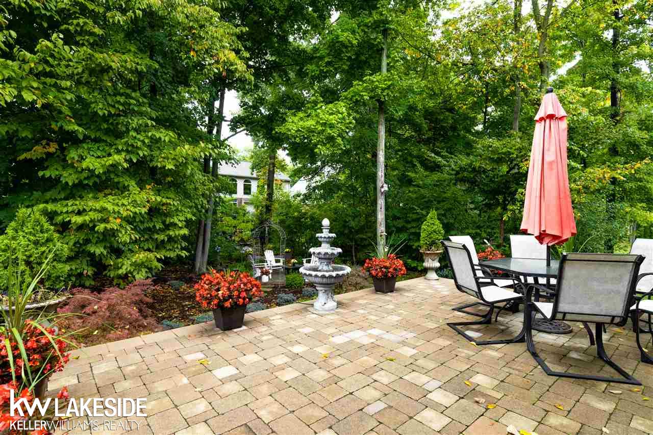 858 Monterey Ln. Rochester Hills, MI 48307 - Photo 31 of 44