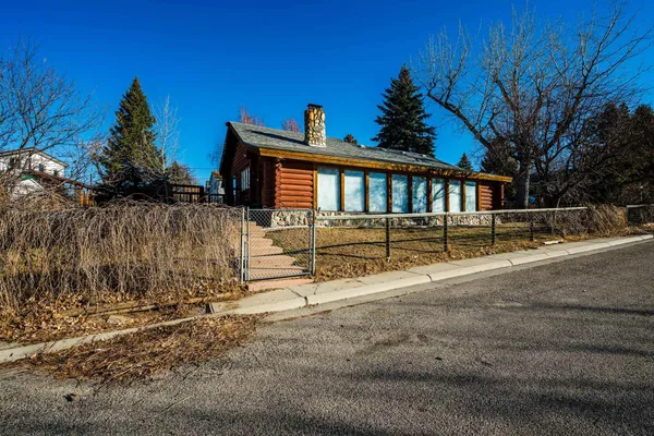 $350,000 | 62 South Tisdale Avenue, Buffalo, WY 82834