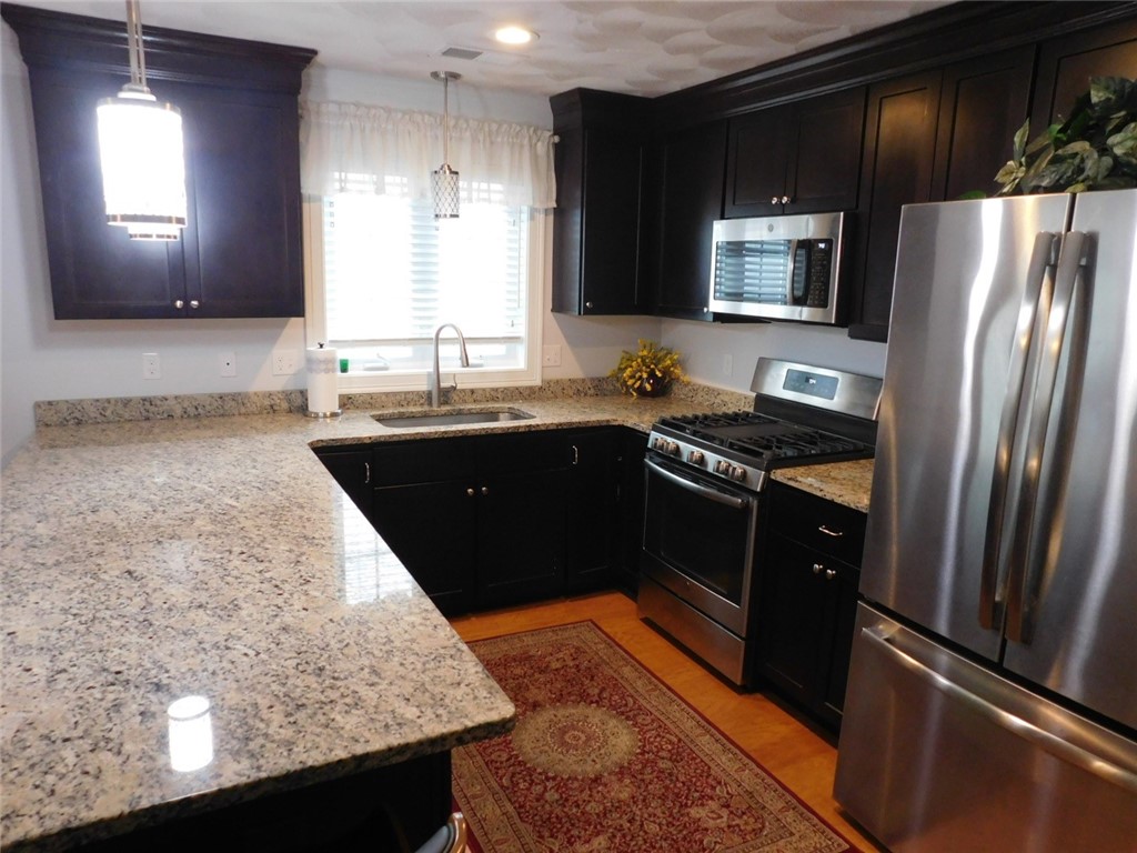 21 Rivers Edge Drive Coventry, RI 02816 - Photo 14 of 30 Gallery Image 14