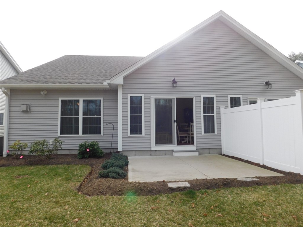 21 Rivers Edge Drive Coventry, RI 02816 - Photo 3 of 30 Gallery Image 3