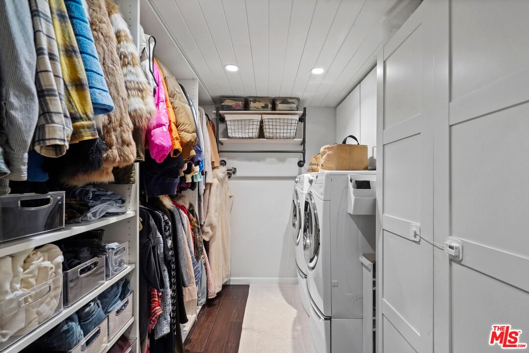 29500 Heathercliff Road, Unit 19 Malibu, CA 90265 - Photo 21 of 57 Gallery Image 21