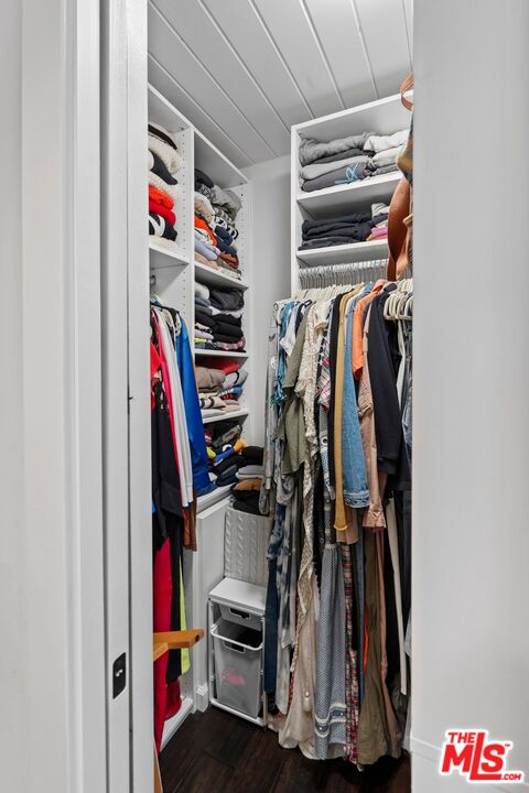 29500 Heathercliff Road, Unit 19 Malibu, CA 90265 - Photo 25 of 57 Gallery Image 25