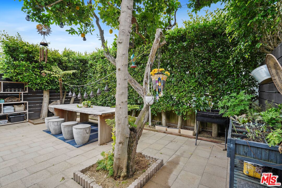 29500 Heathercliff Road, Unit 19 Malibu, CA 90265 - Photo 38 of 57 Gallery Image 38