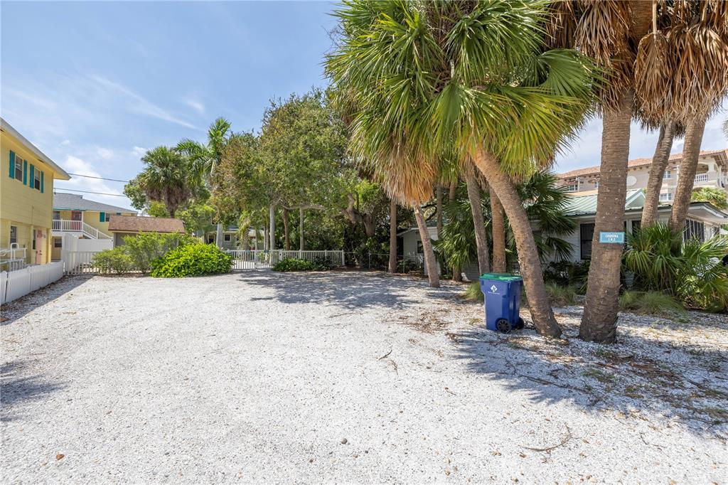 516 Gulf Boulevard Indian Rocks Beach, FL 33785 - Photo 10 of 97