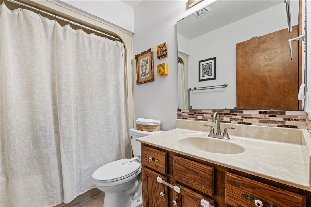 119 Shallowford Way Seneca, SC 29672 - Photo 24 of 38