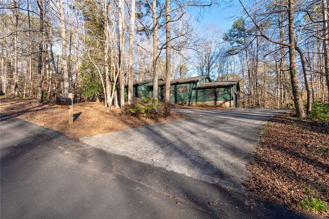 119 Shallowford Way Seneca, SC 29672 - Photo 33 of 38