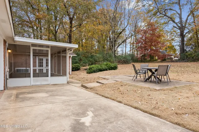 $420,000 | 106 Oakwood Drive, Senatobia, MS 38668