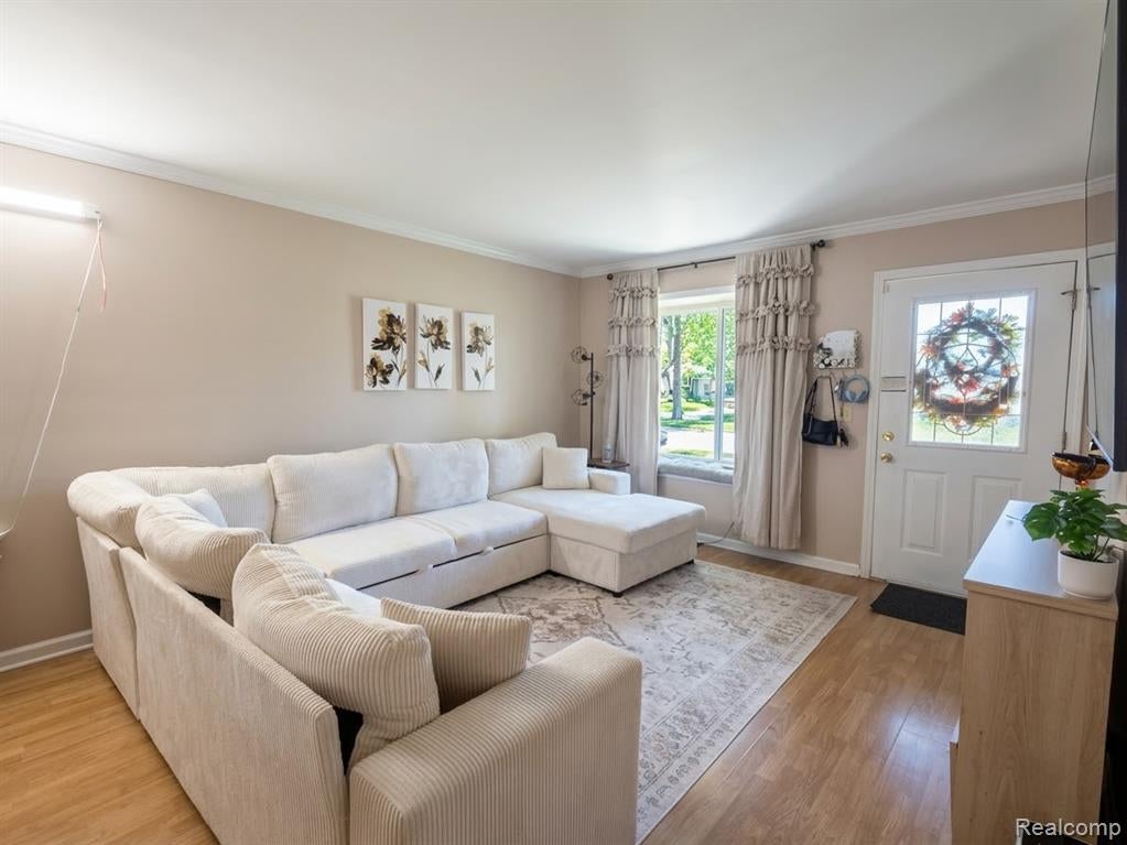 4530 Frazho Road Warren, MI 48091 - Photo 4 of 19 Gallery Image 4