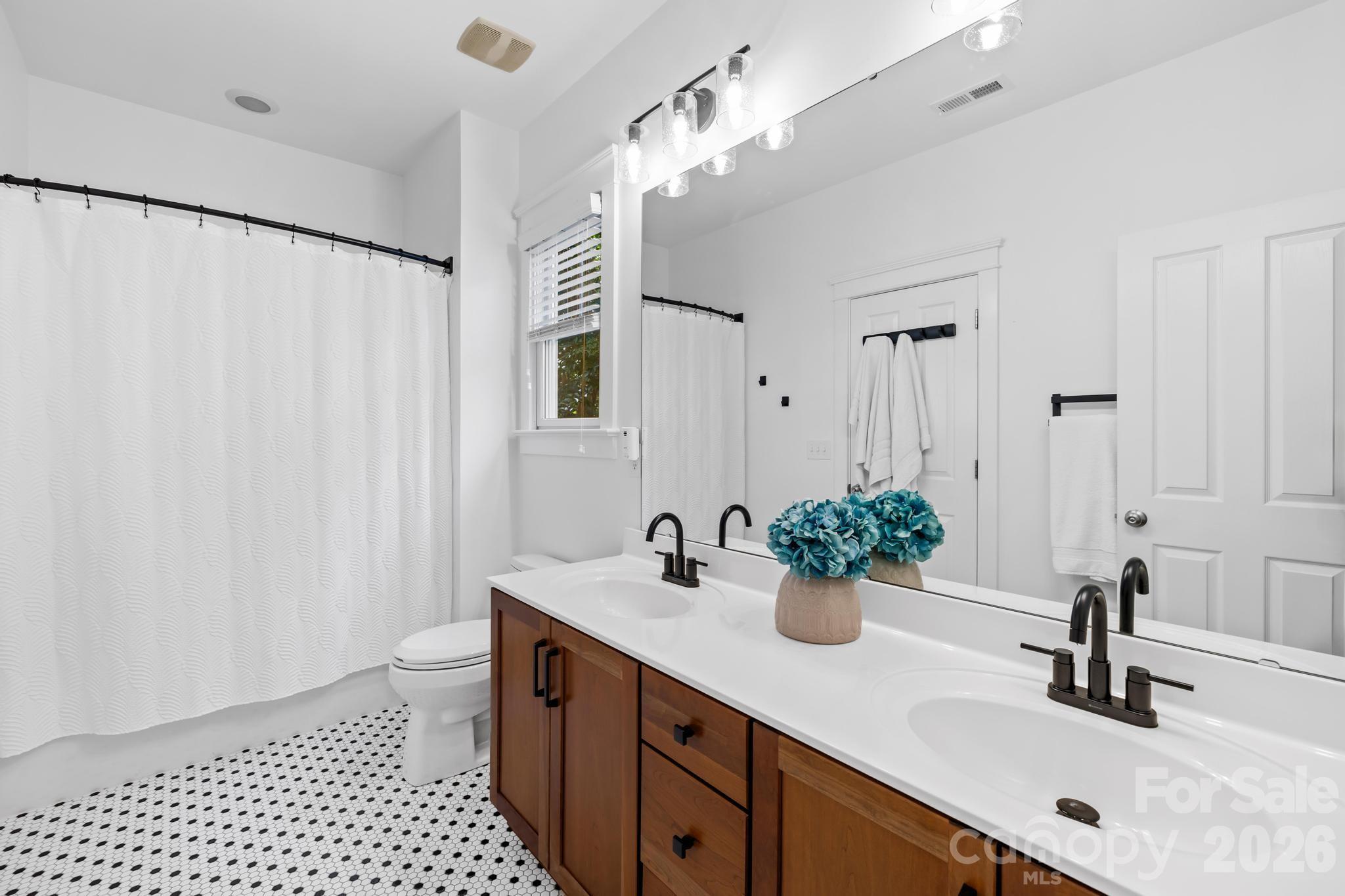 220 Mills Lane Fort Mill, SC 29708 - Photo 24 of 33